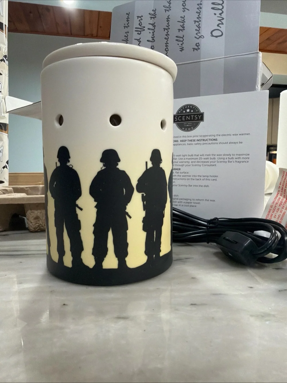 Scentsy Service & Sacrifice Wax Warmer Patriotic Military Soldier Marines Army